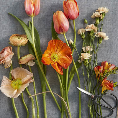 Orange flowers - bouquets, flower boxes, flower baskets